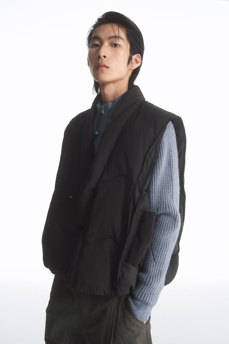 Diagonal Collar Cotton Vest