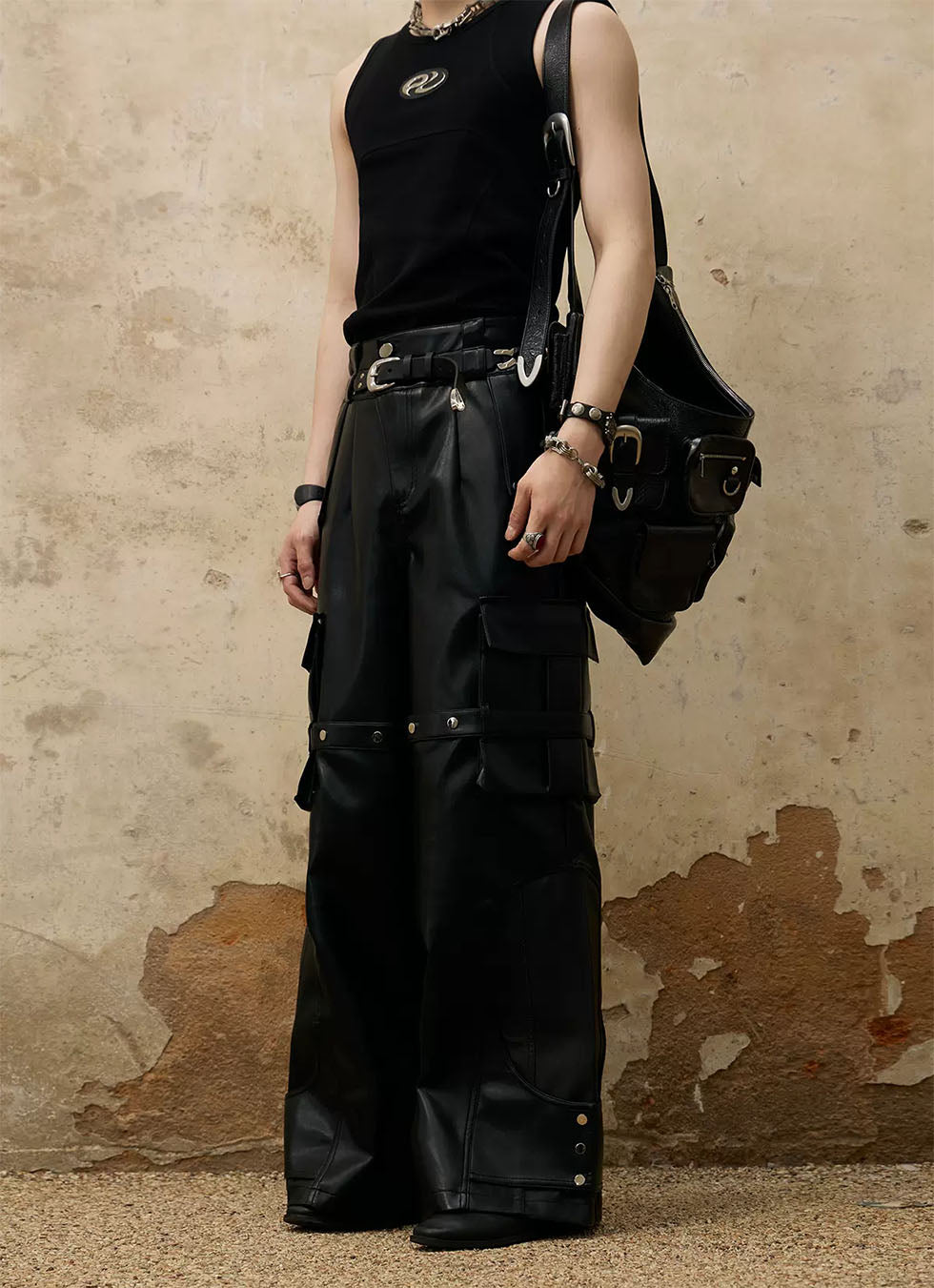 Leather pants with removable strap pockets