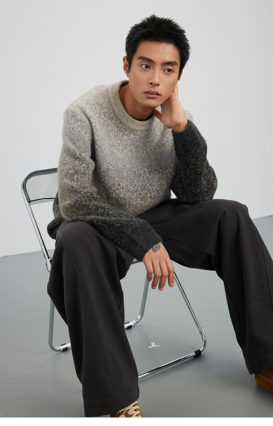 Gradient Crew Neck Sweater