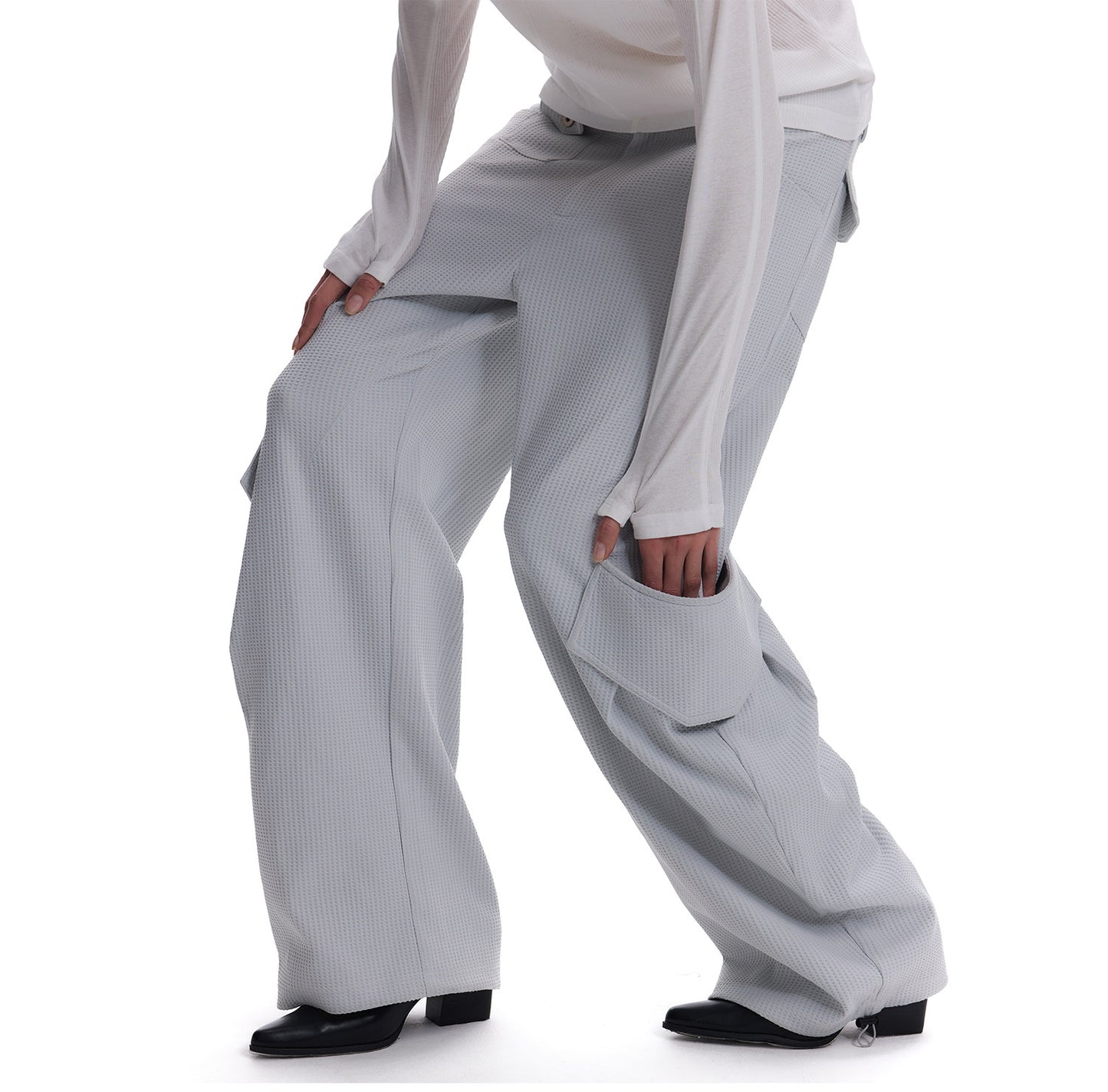 Waffle-Textured Pleated Casual Pants
