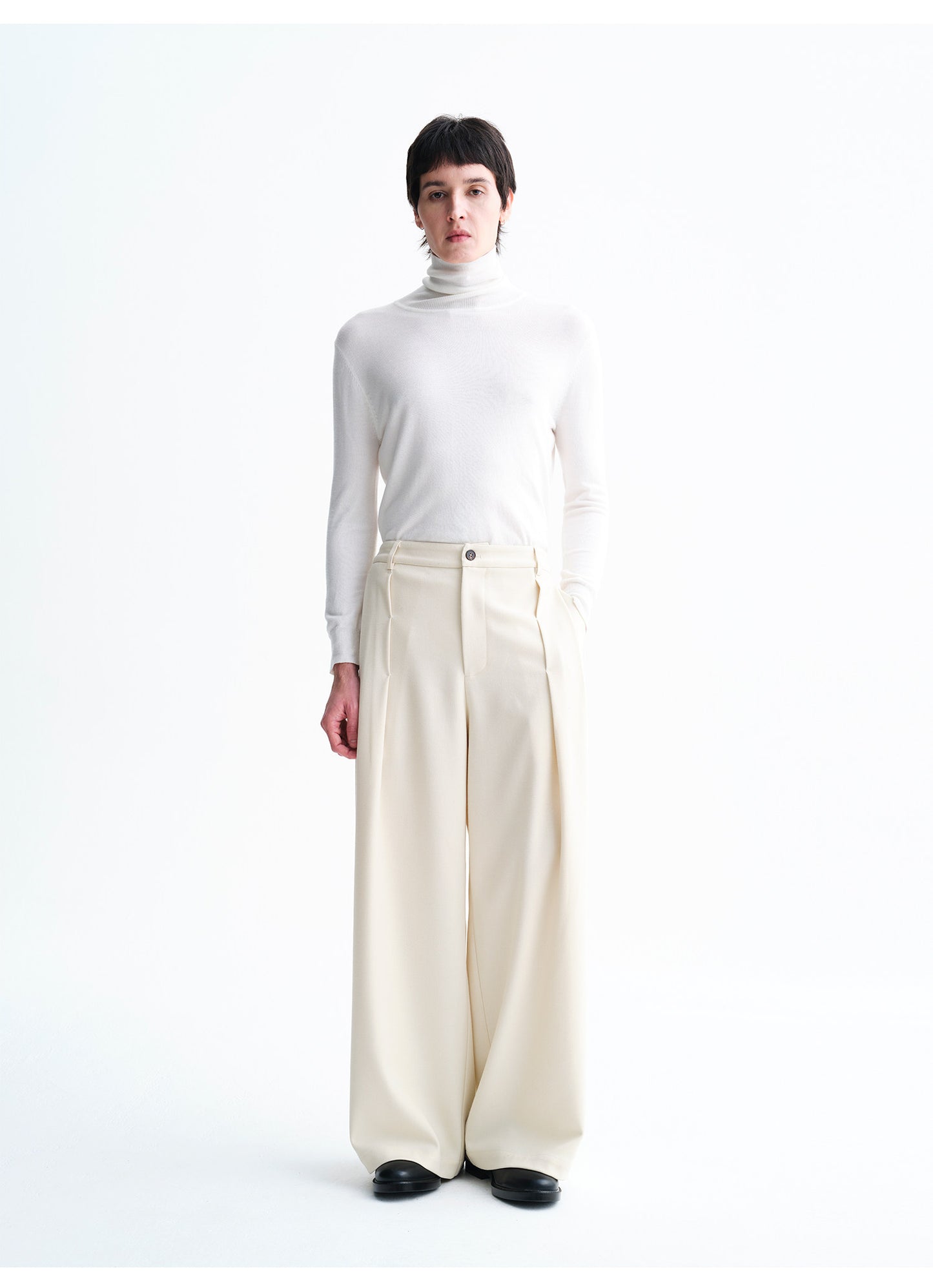 Unisex Pleated Wide-Leg Pants