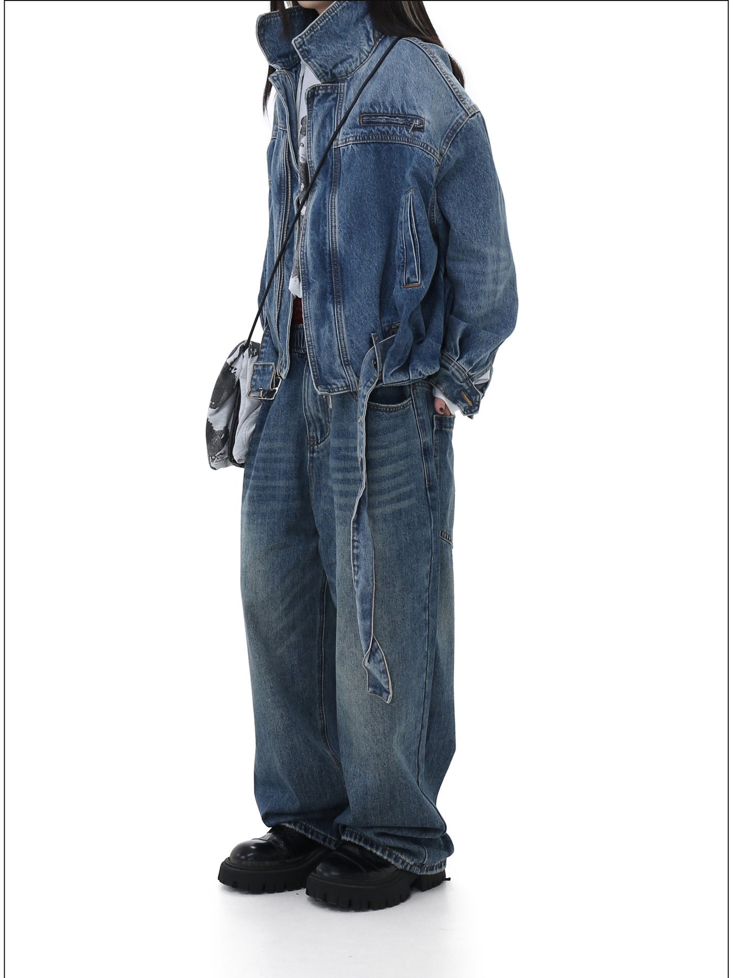 Short-Length Wide-Fit Denim Jacket