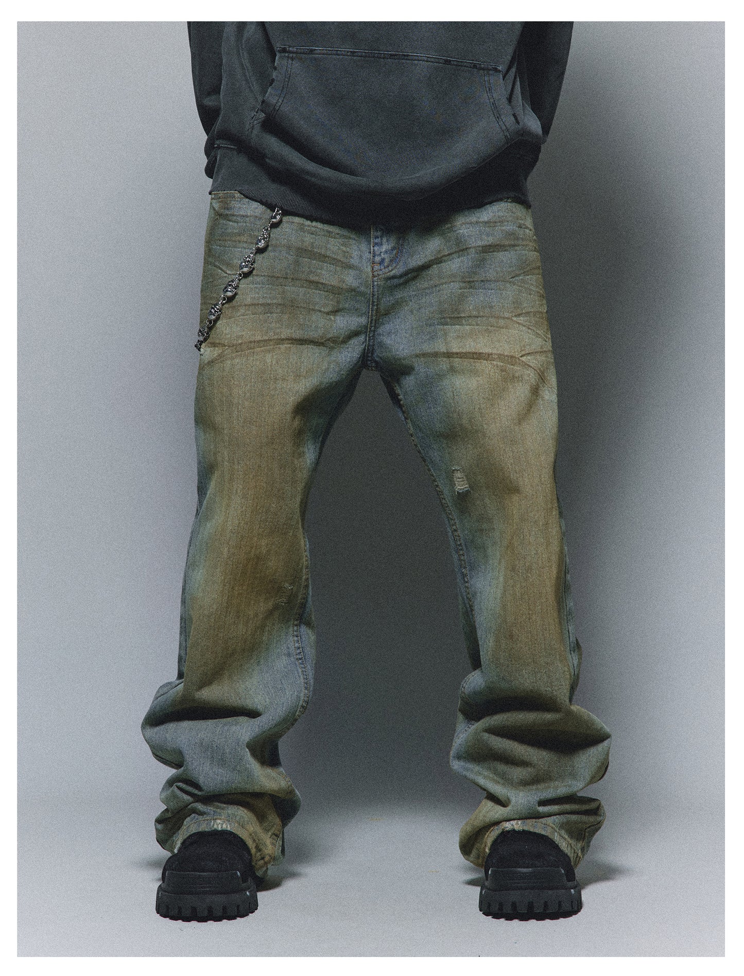 Damaged Retro Mud Dyed Jeans