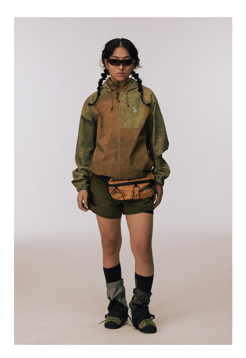 Water-repellent nylon hooded jacket