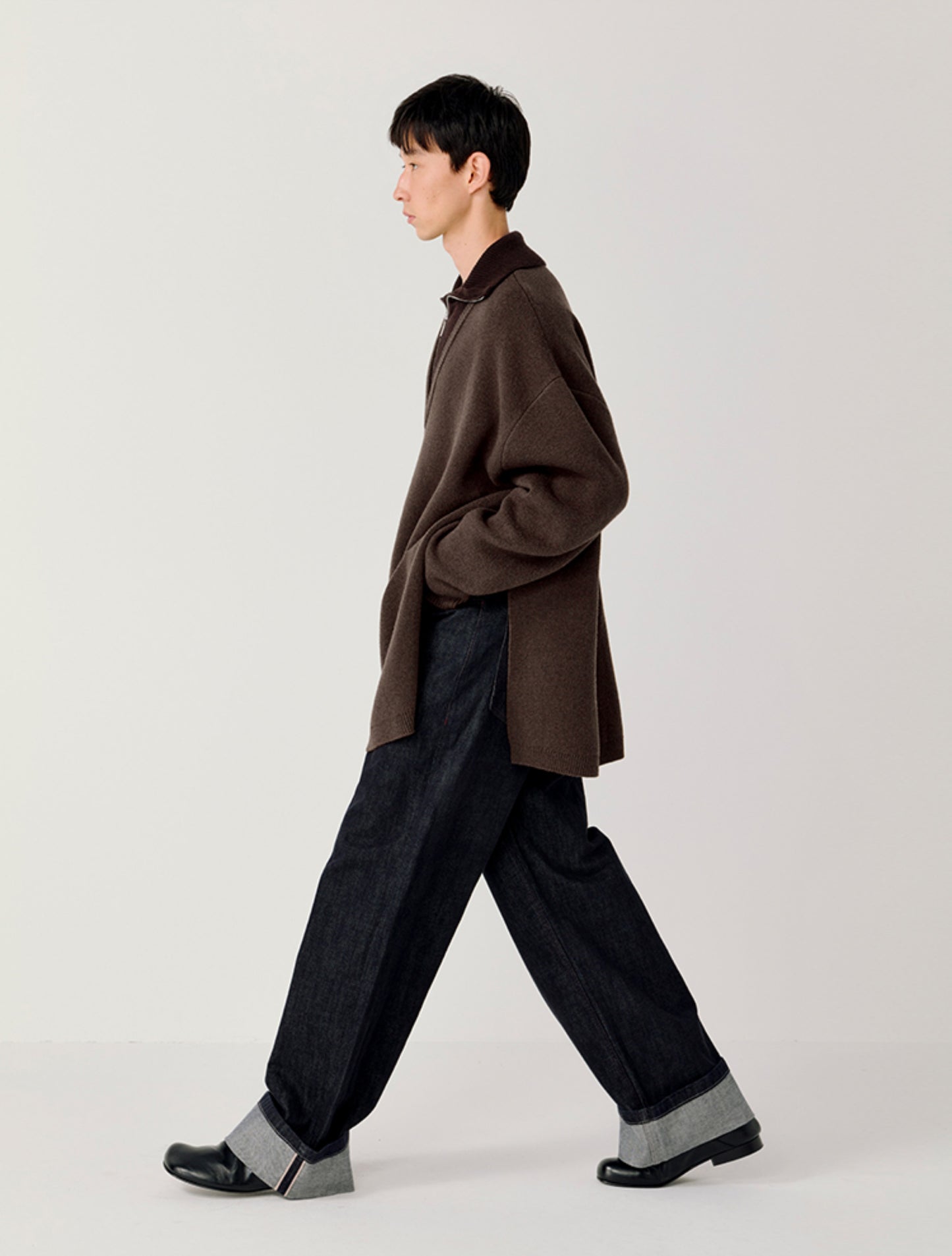 Straight Wide-Leg Jeans