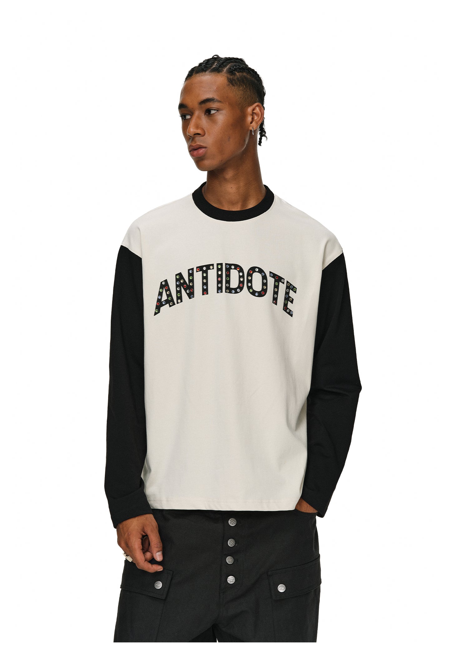 Raglan sleeve T-shirt