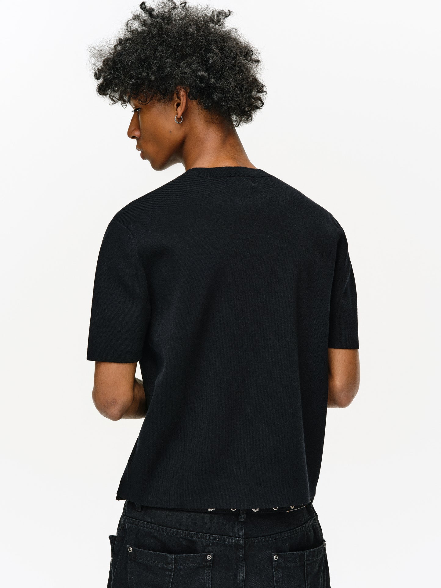 Basic Round Neck Knit Shirt