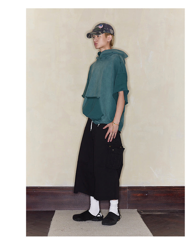 Cargo pocket cropped pants