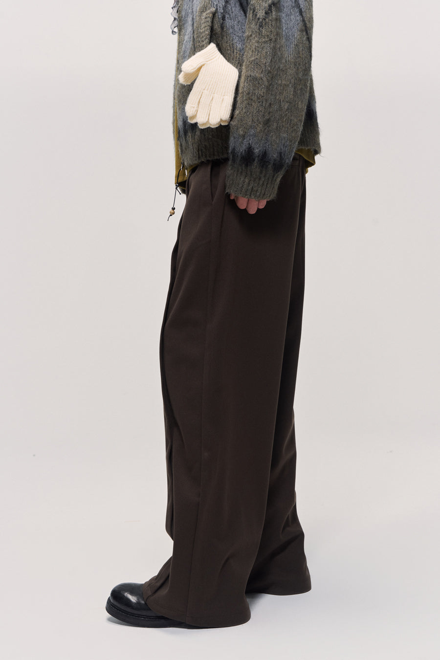 Center seam casual pants