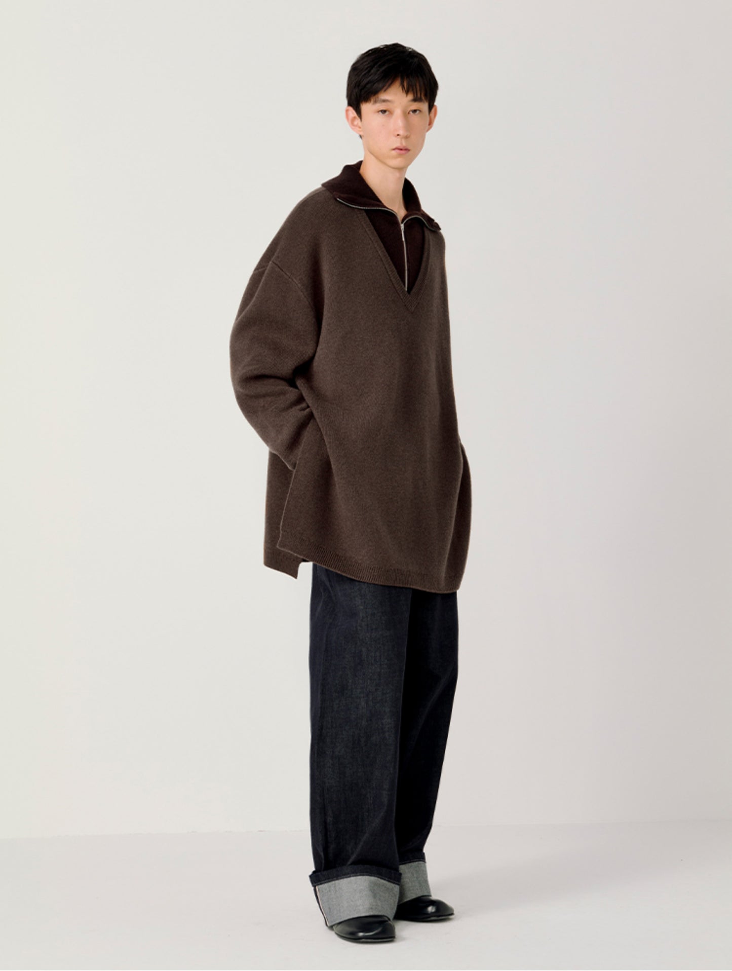 Straight Wide-Leg Jeans