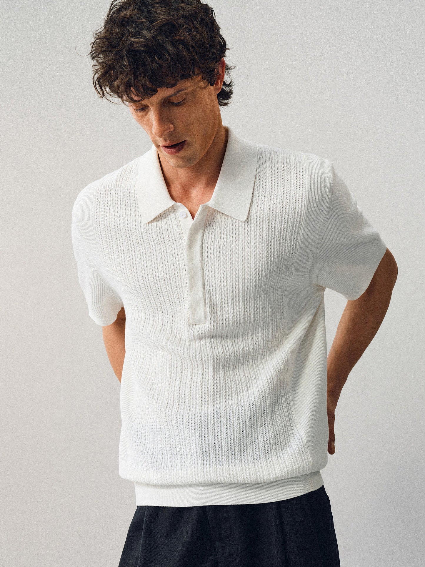 Jacquard-woven polo shirt with a hidden placket