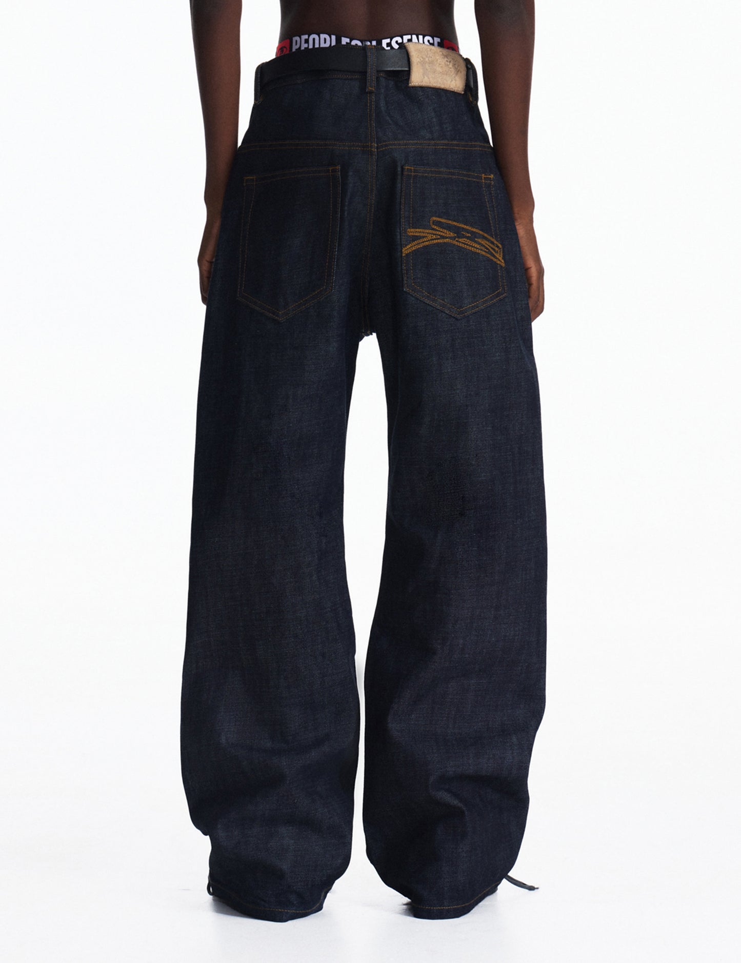 Wash-processed straight jeans