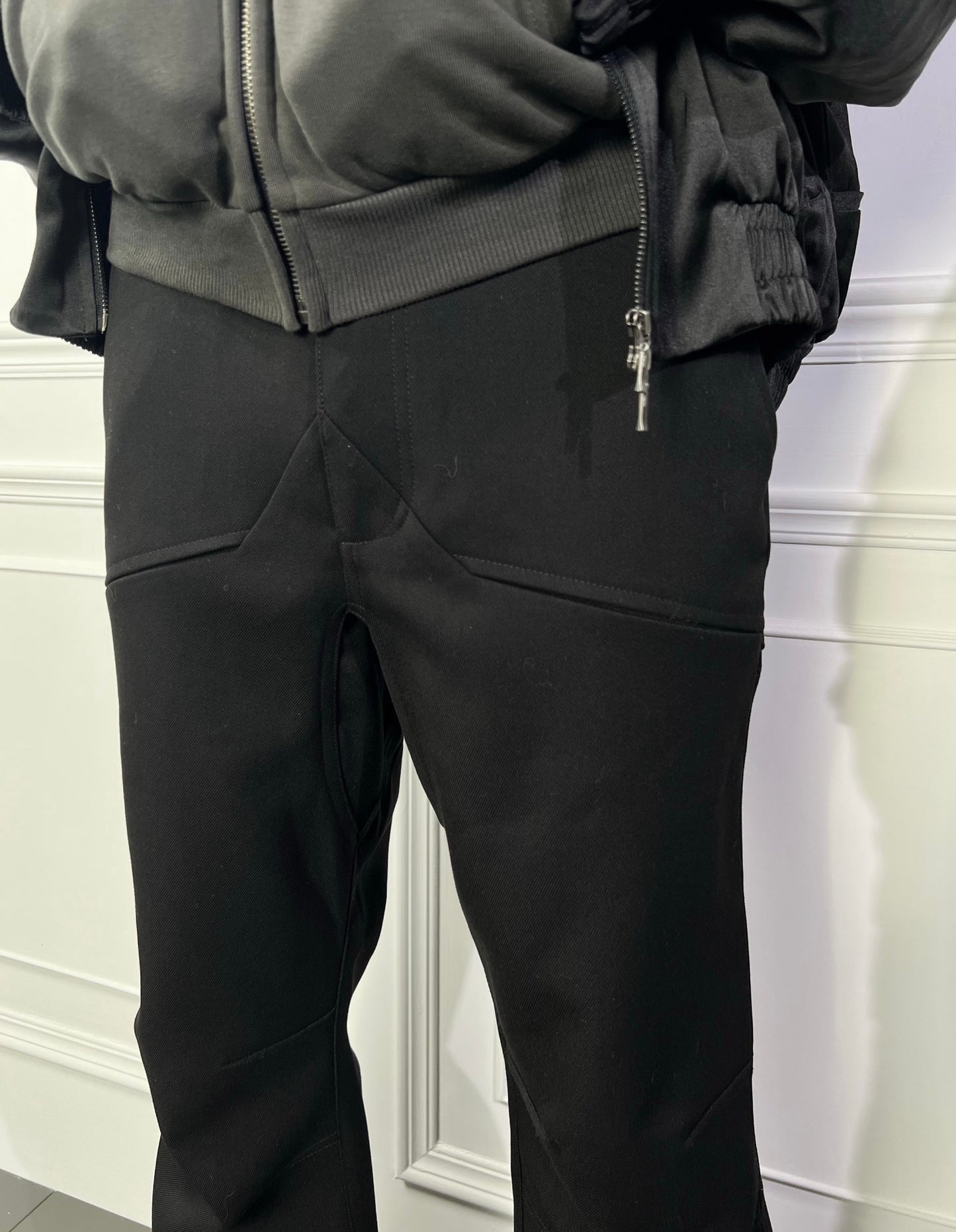 Heavyweight pleated casual pants