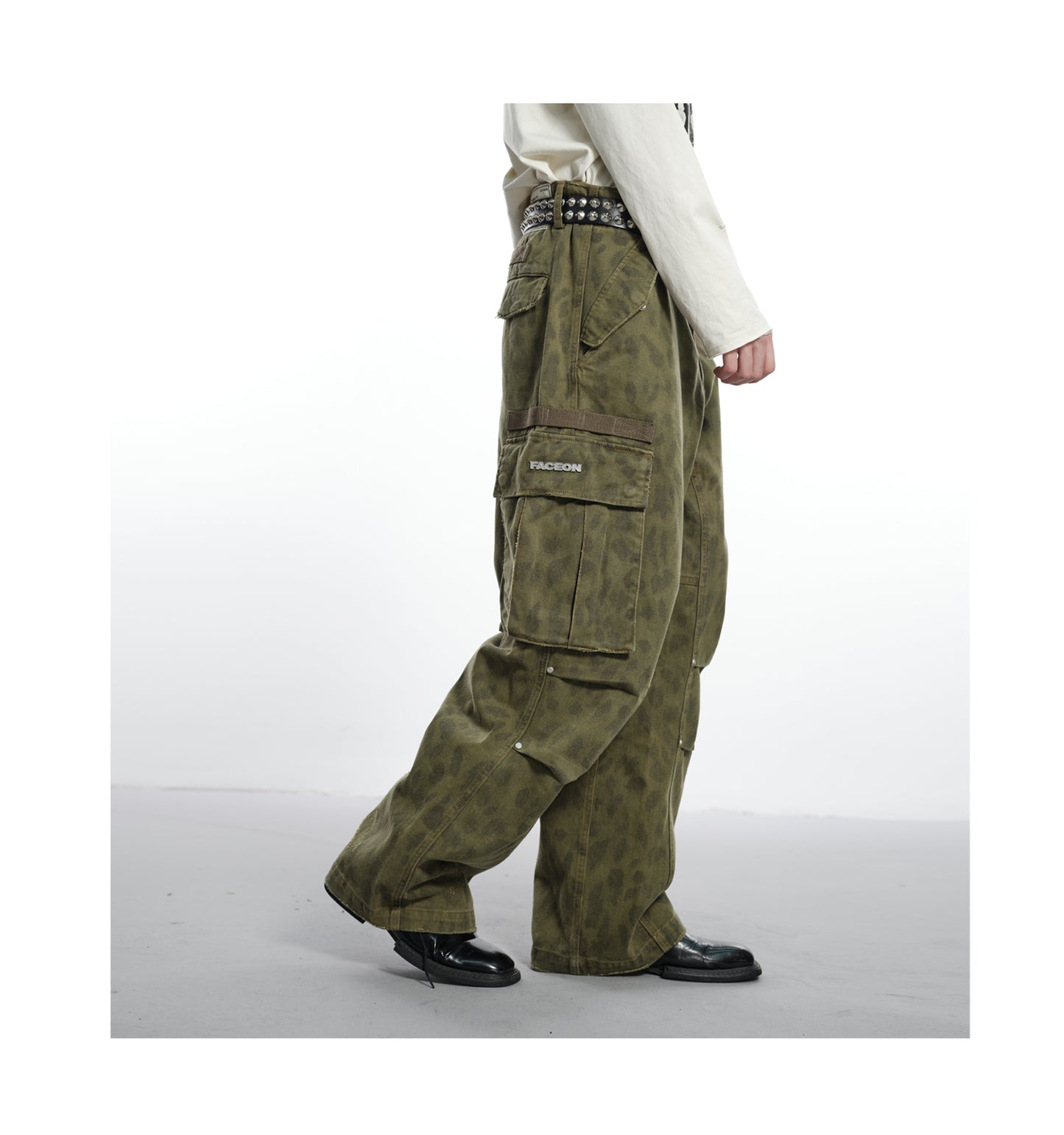 Original design casual pants