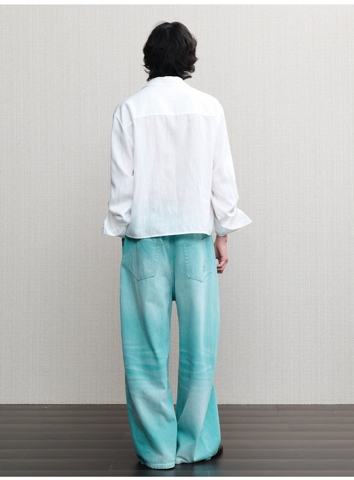 Relaxed-Fit Wide-Leg Jeans