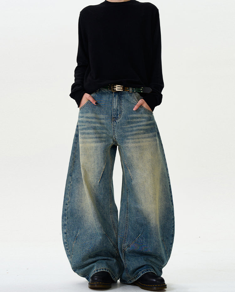 Retro three-dimensional cut-wash scimitar jeans