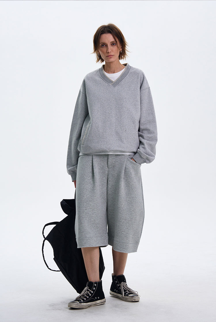 High-end V-neck sweatshirt