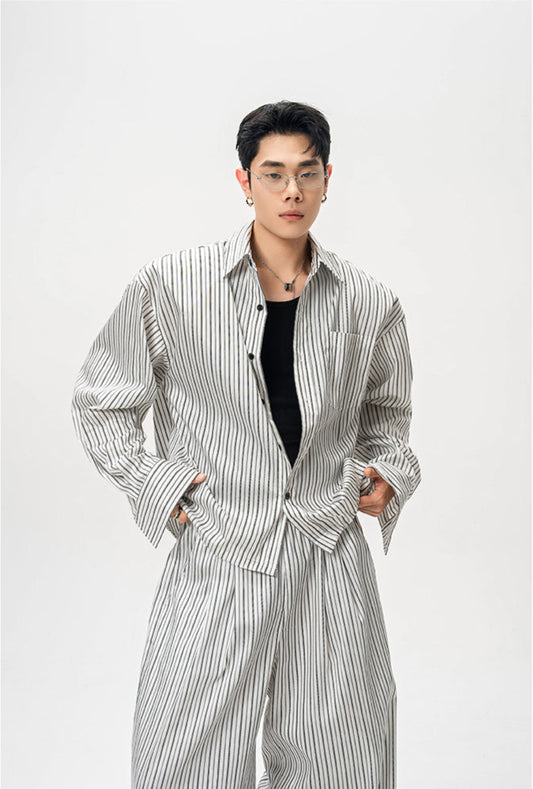 Striped shirt with adjustable hem