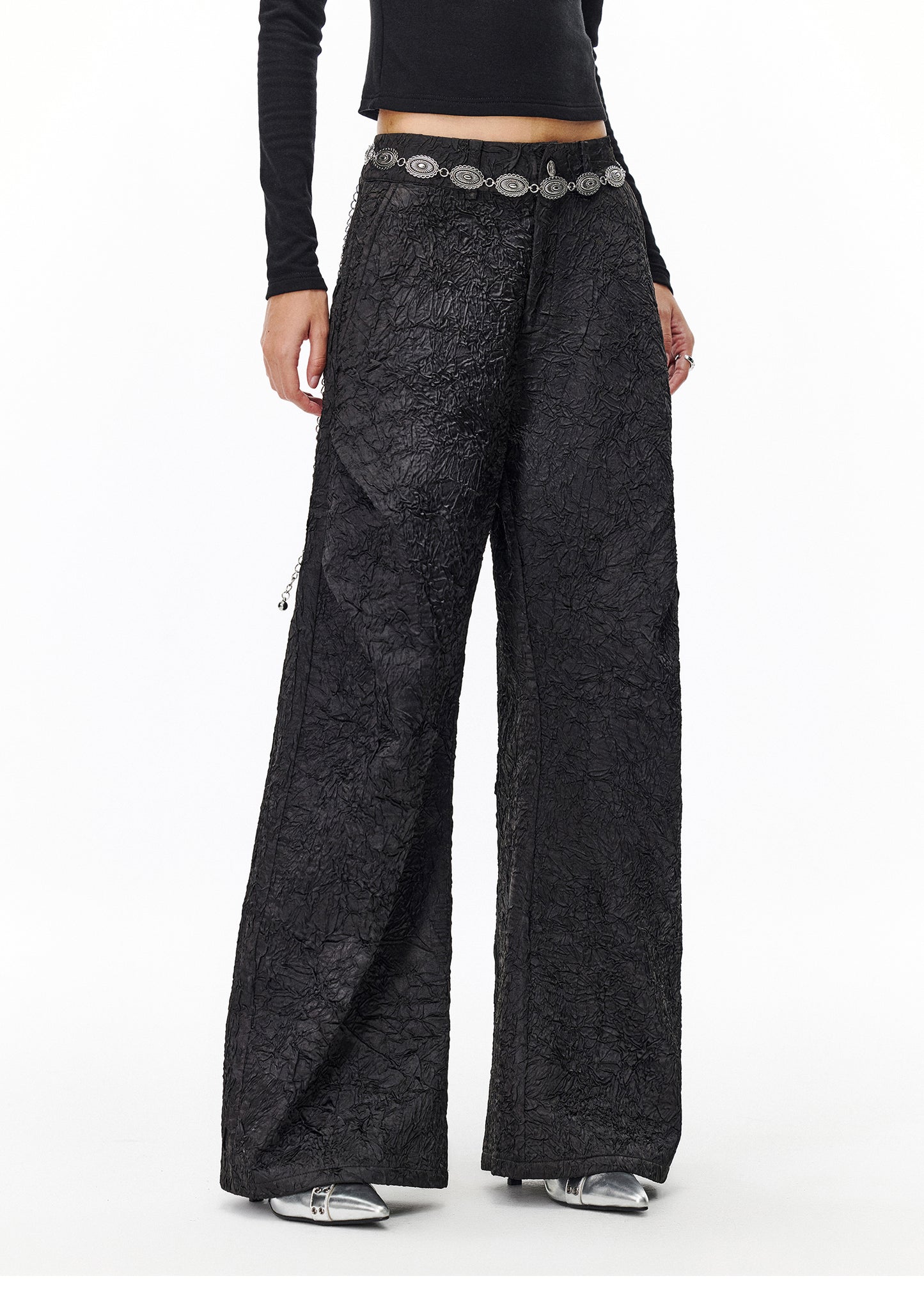 Pleated loose-fitting wide-leg pants