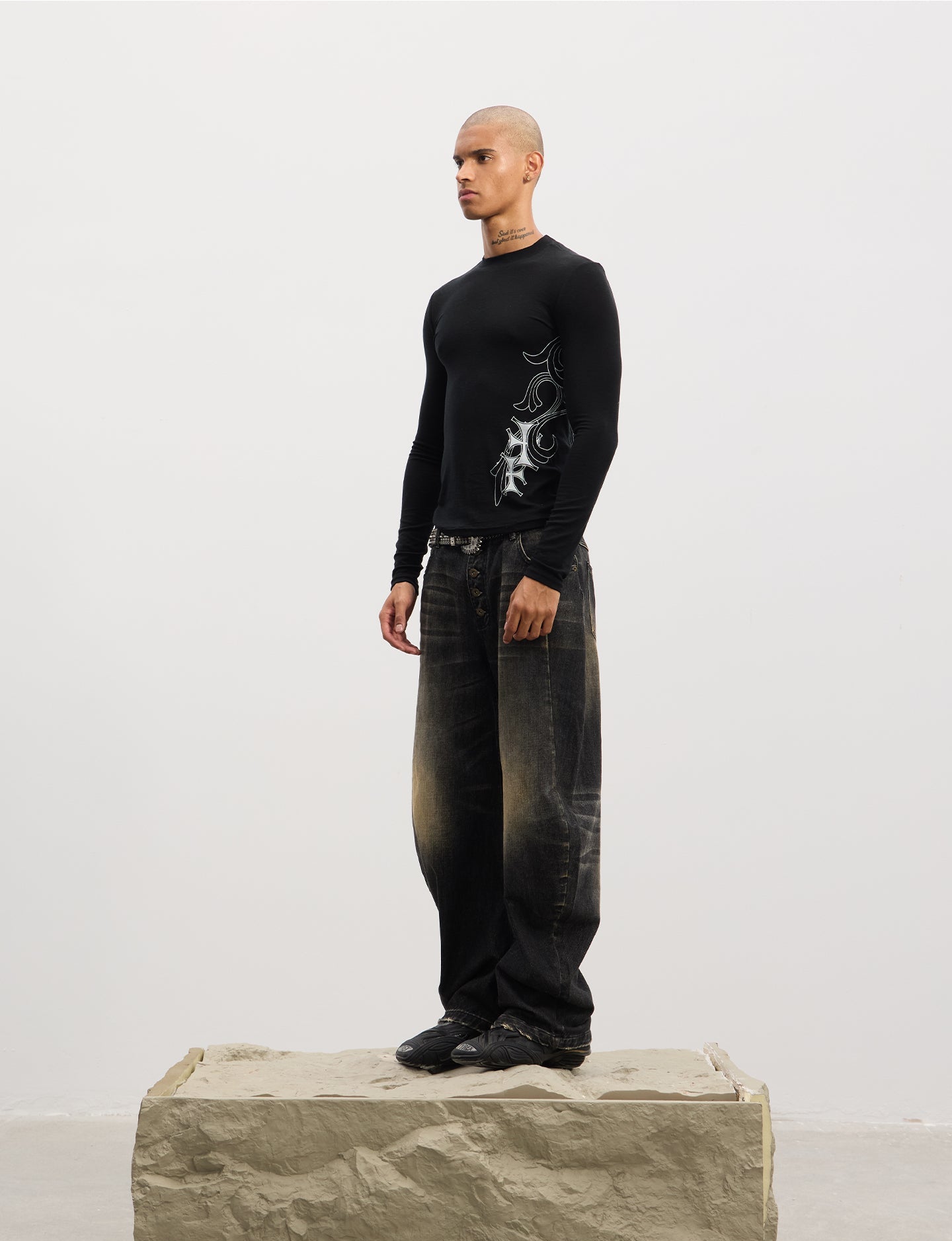 Cross Print Stretch Slim T-Shirt