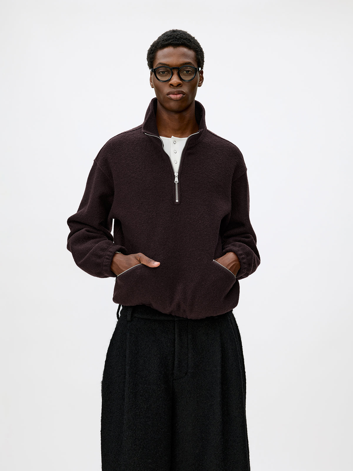 Half-Open Sweatshirt