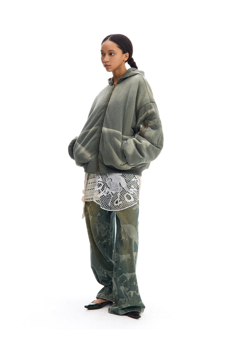 Wrinkled wash sweatshirt