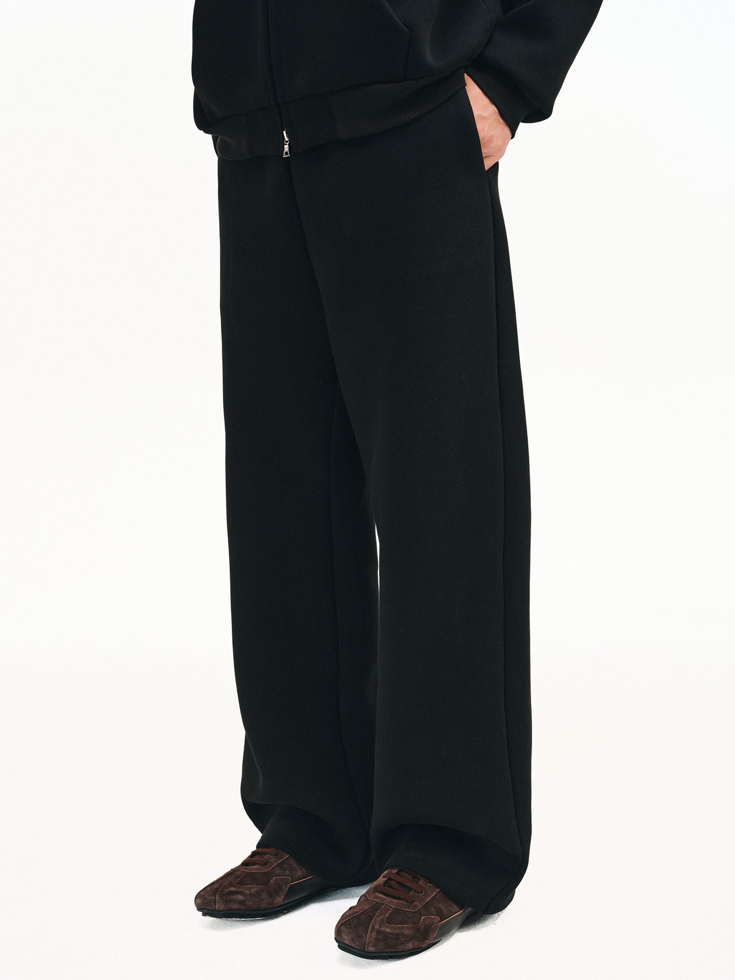 Heavy-textured sweatpants