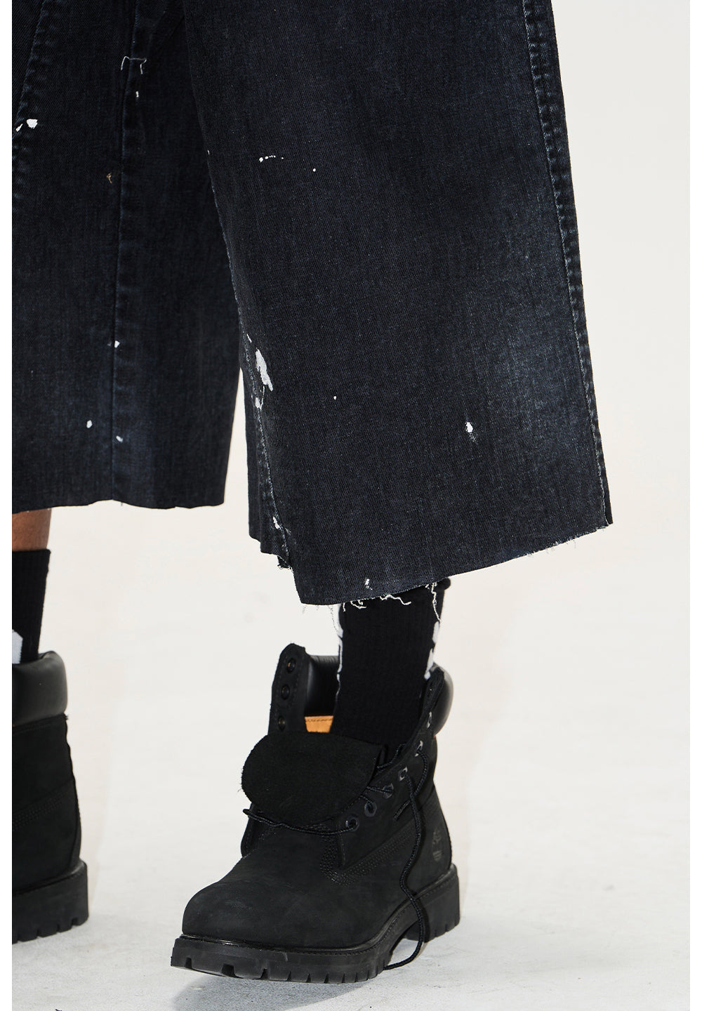 Ink flocky denim shorts