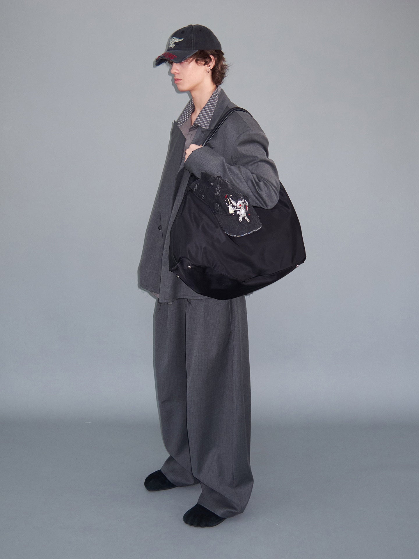 Jacket with Fake-Edge Hem Design