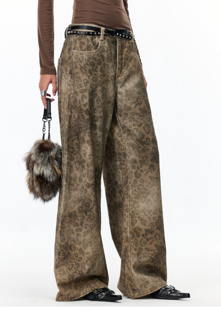 Leopard print wash wide leg jeans