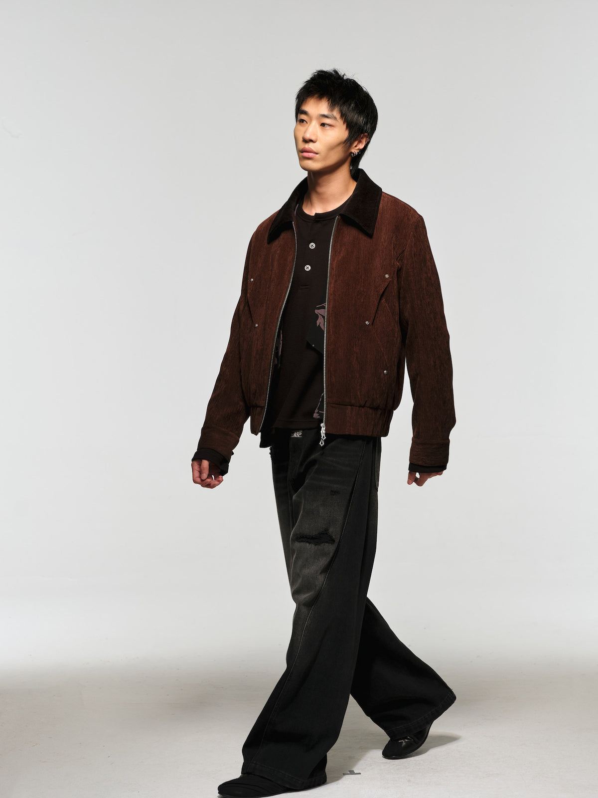 Short, Wide-Cut Velvet Jacket