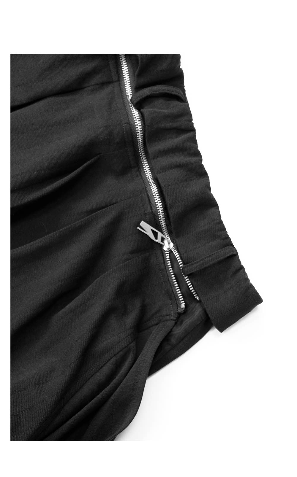 Detachable Scarf and Cropped Pants