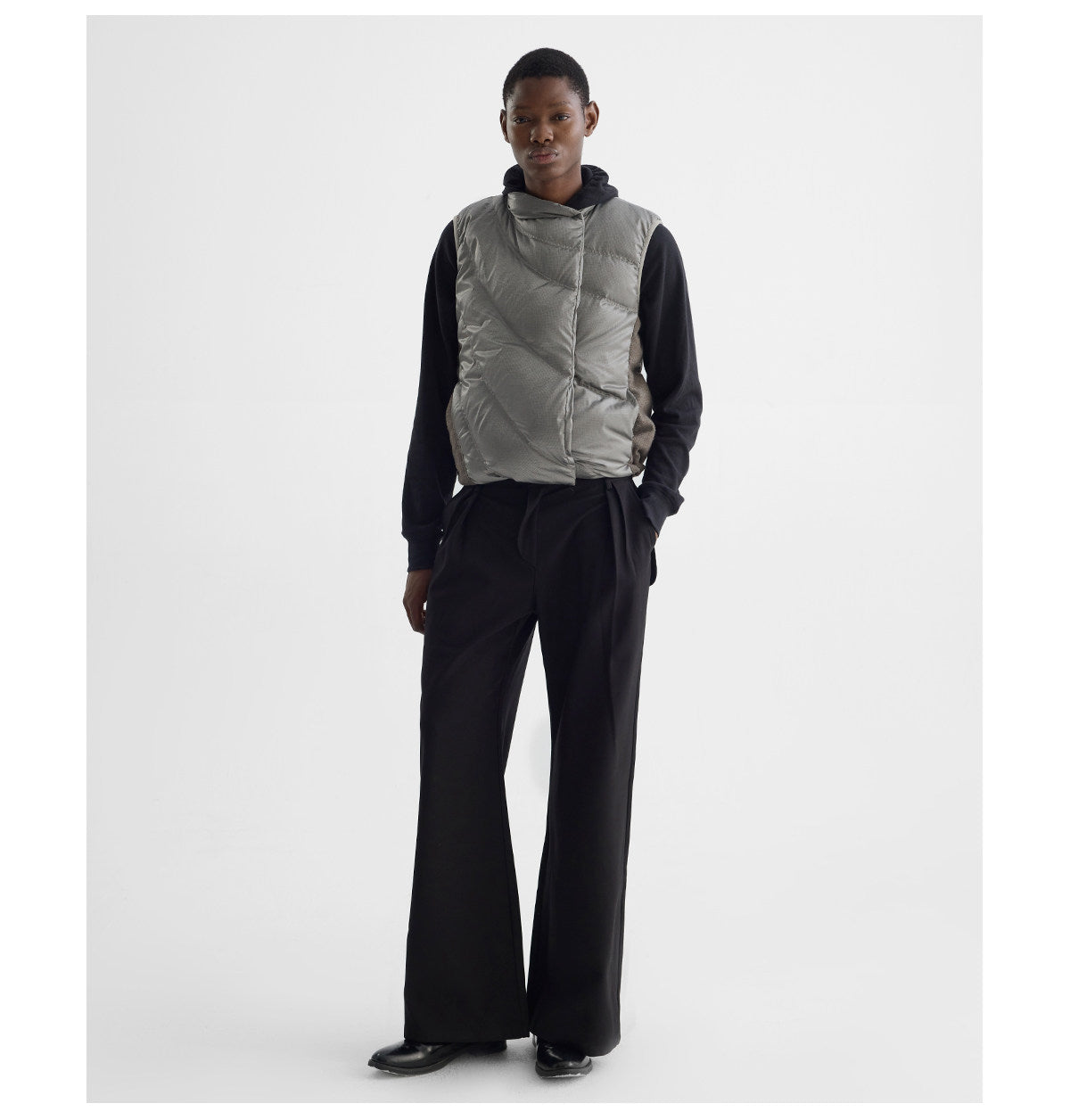 Houndstooth-Patterned Magnetic Down Vest