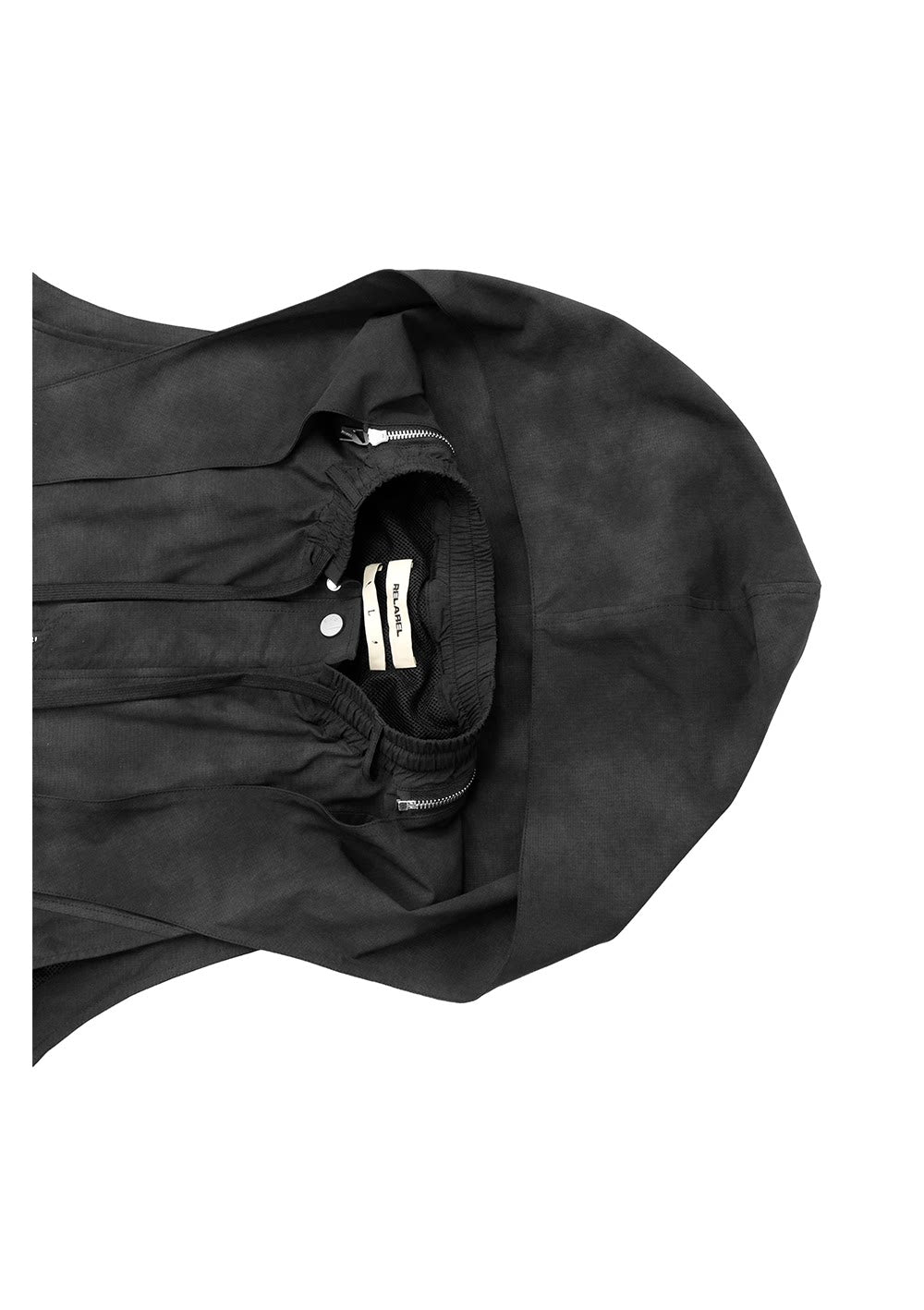 Removable drop-shoulder vest