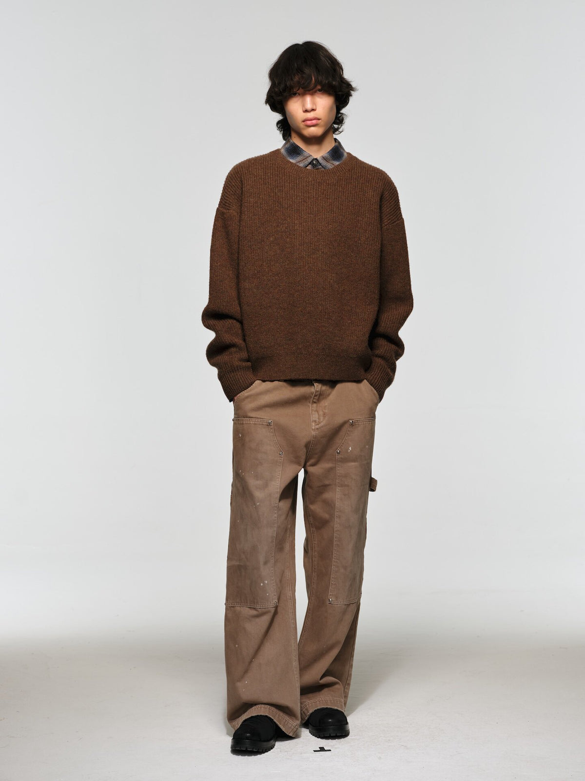 100% Shetland Wool Embroidered Round-Neck Sweater