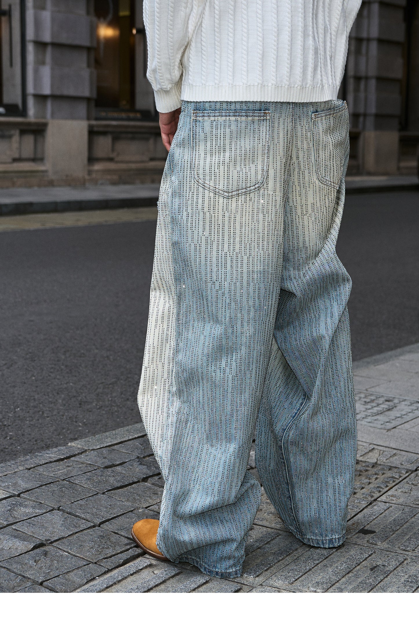Jeans with rhinestones