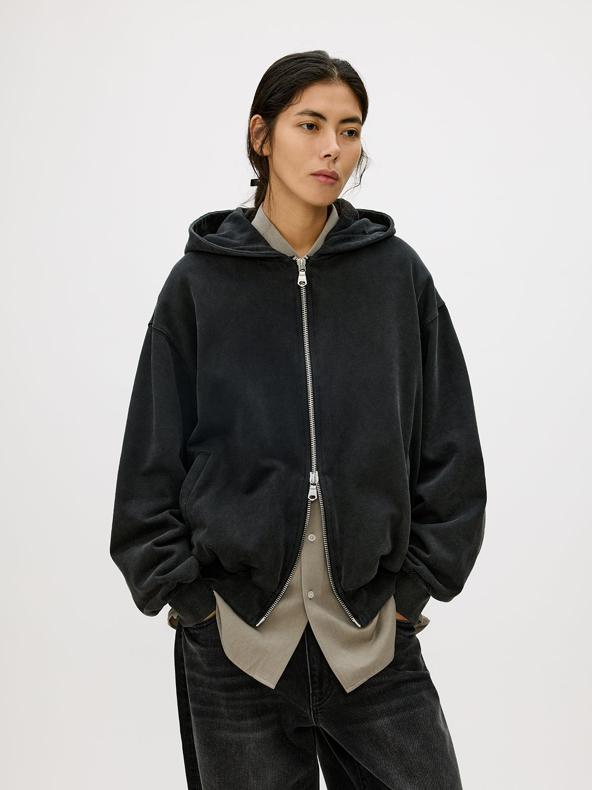 Wash-Damaged Zipper Sweatshirt