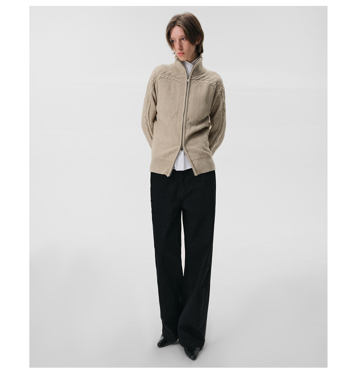 Slim-Fit Cardigan with Twisted Shoulder Seams