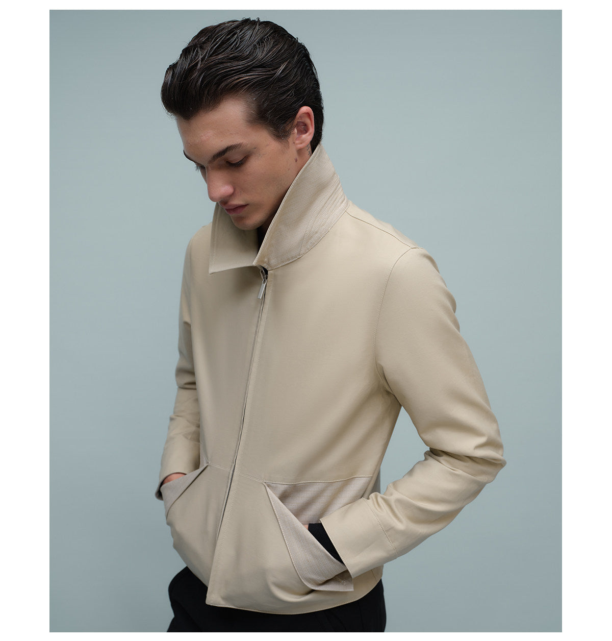Short Jacket with Turn-Up Pockets
