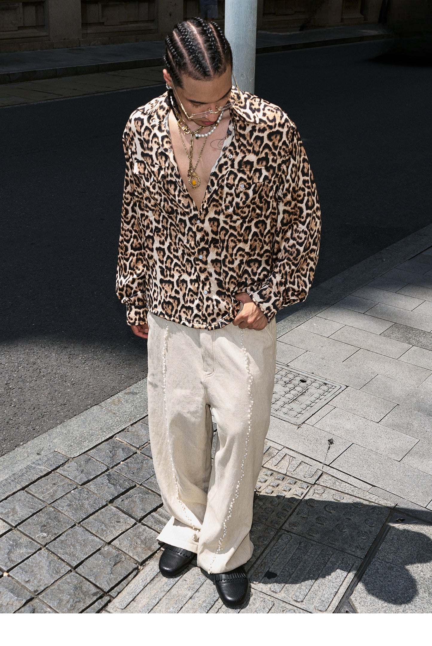 실크 텍스처 레오파드 프린트 샤트