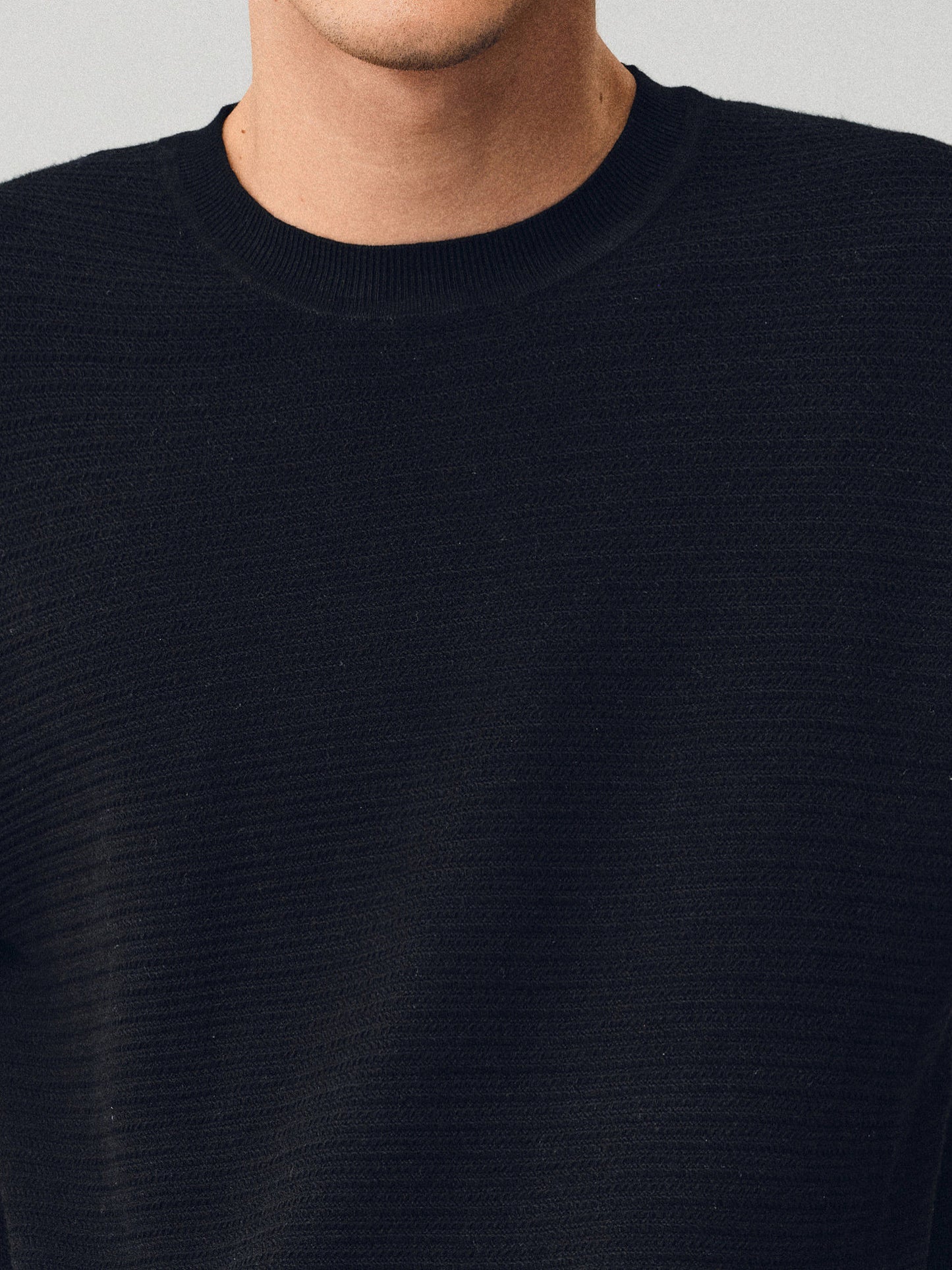 Short-sleeve knit shirt