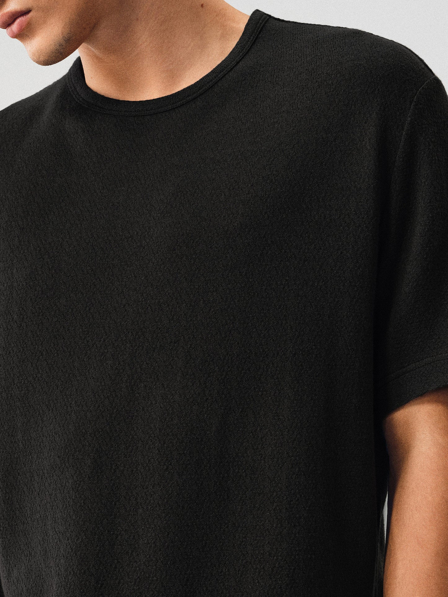 Round-neck T-shirt with a fur-like texture