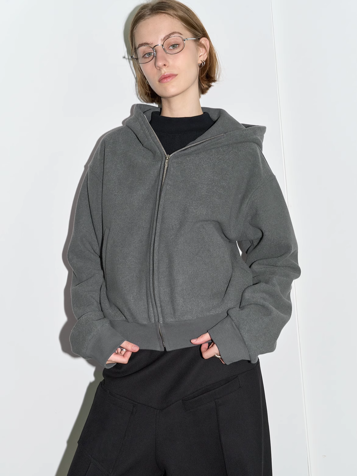 Unisex Short wide cut hooded zipper sweatshirt