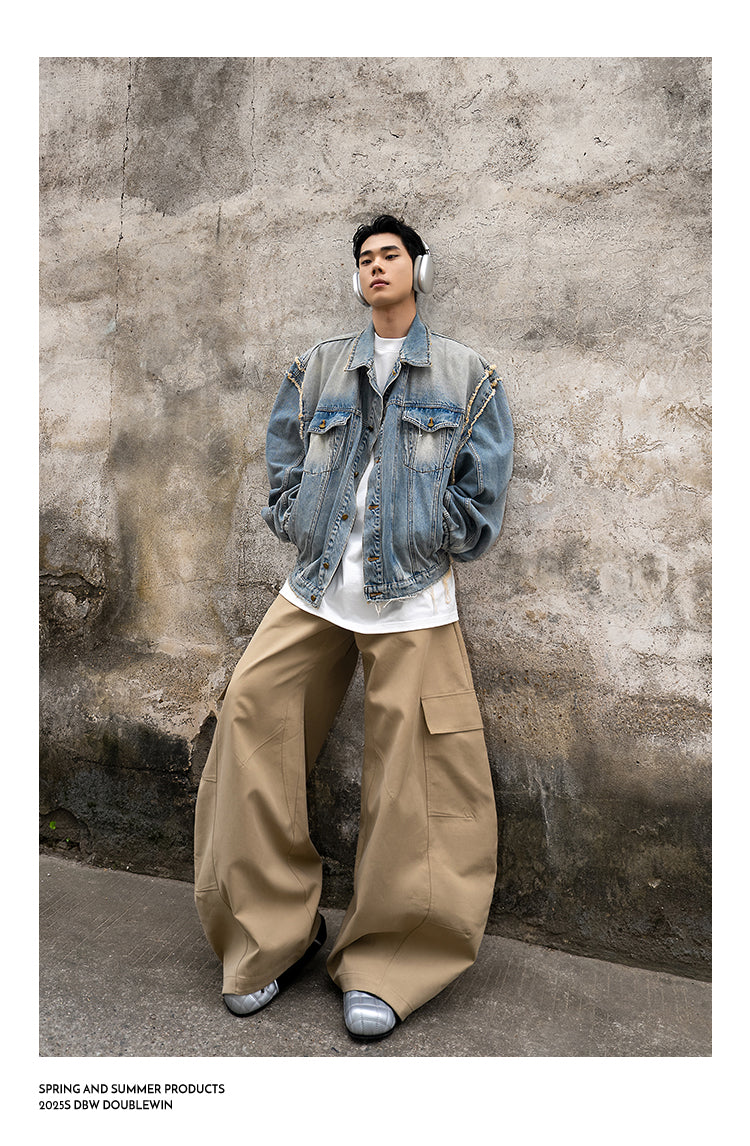 Casual pants with large pockets