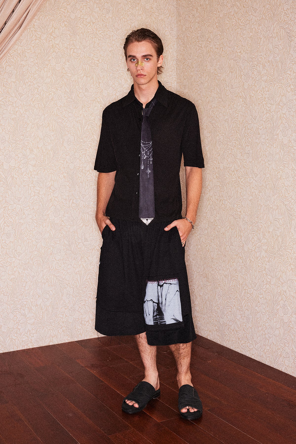 Corduroy patch cotton shorts