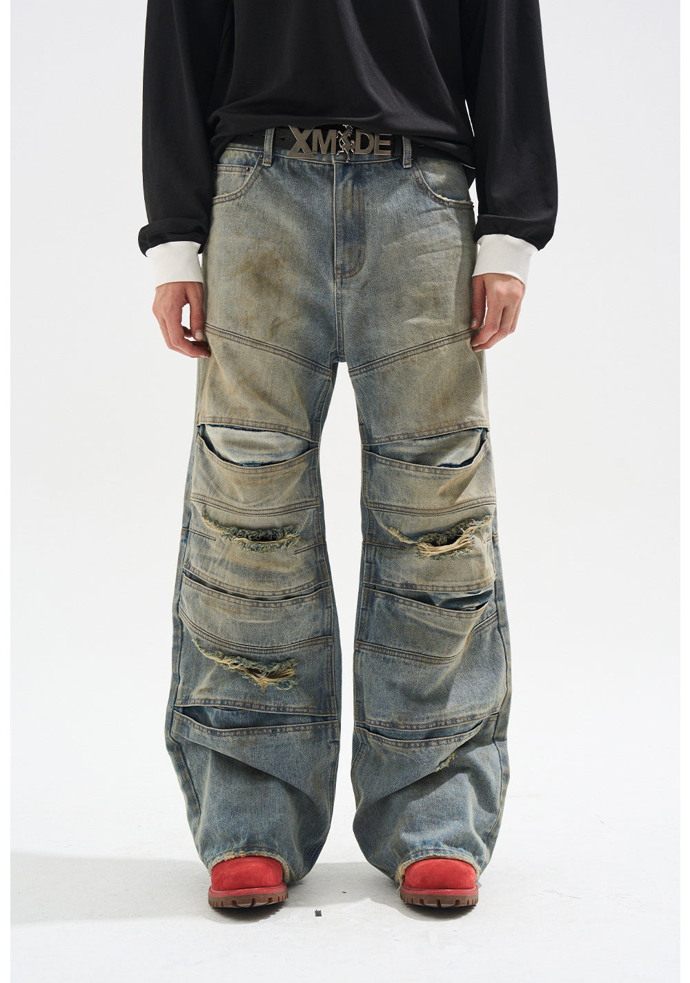 Split Wash Dirty Jeans
