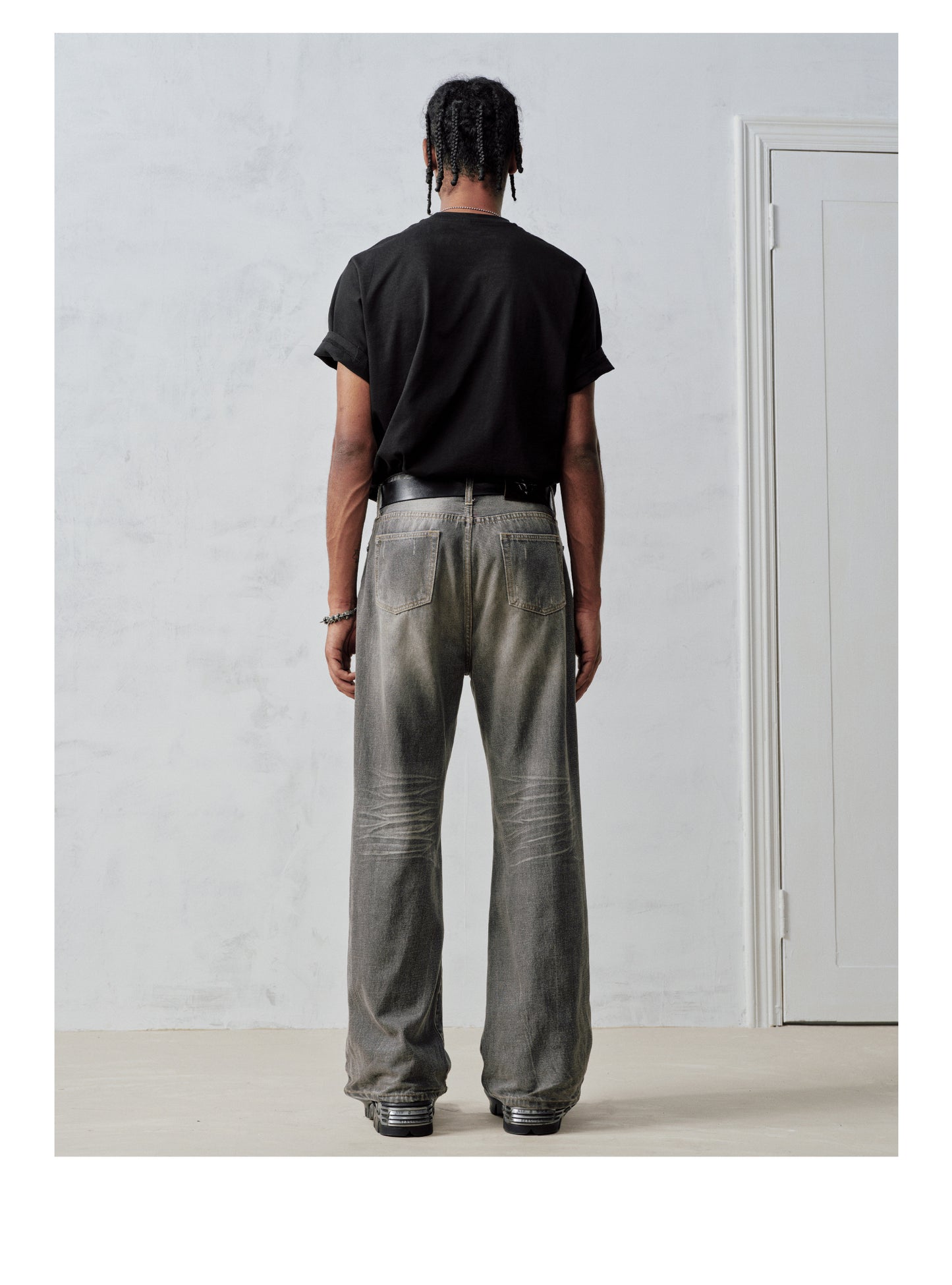 Nevada Wash Loose-Fit Jeans