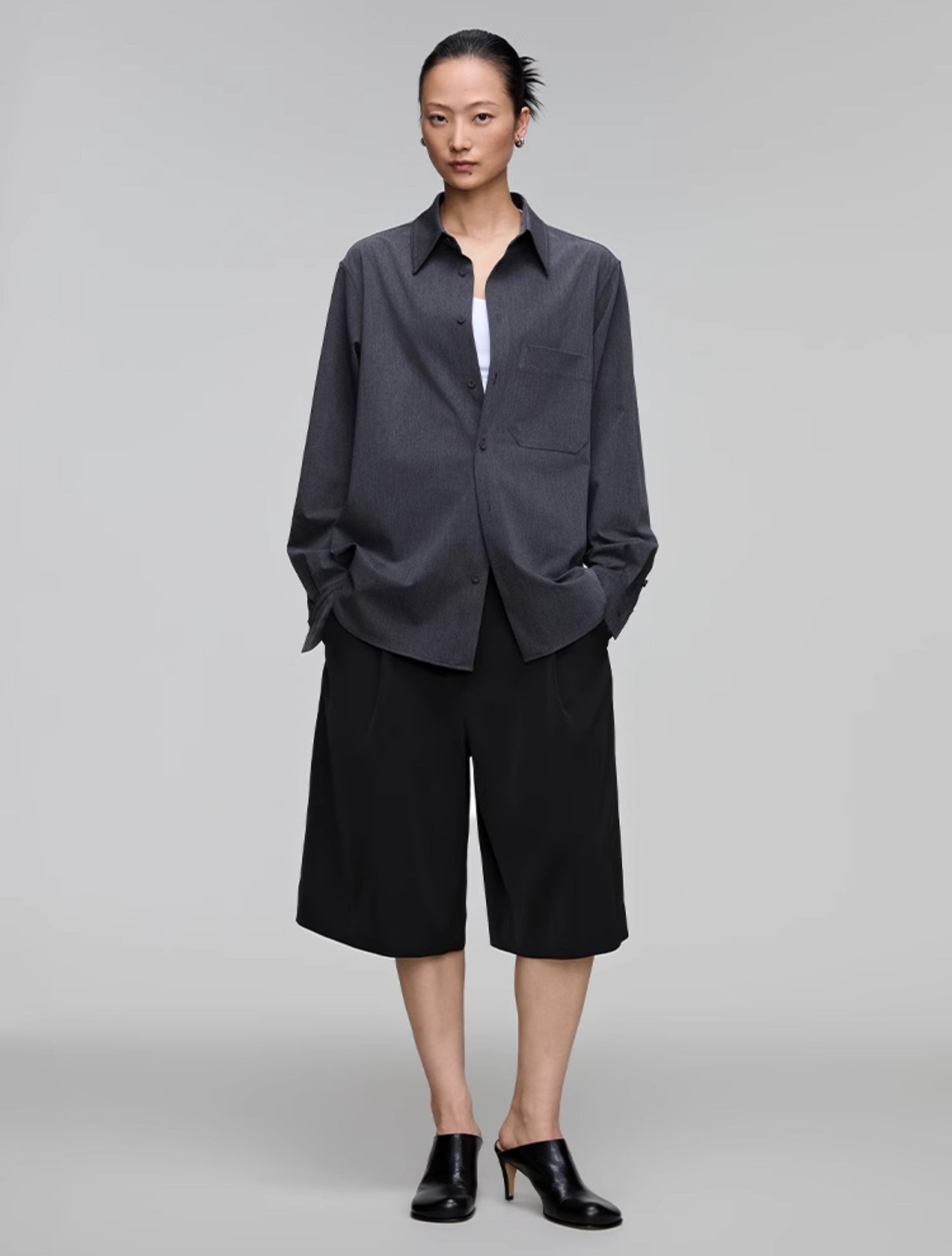 Patch pocket basic shirt