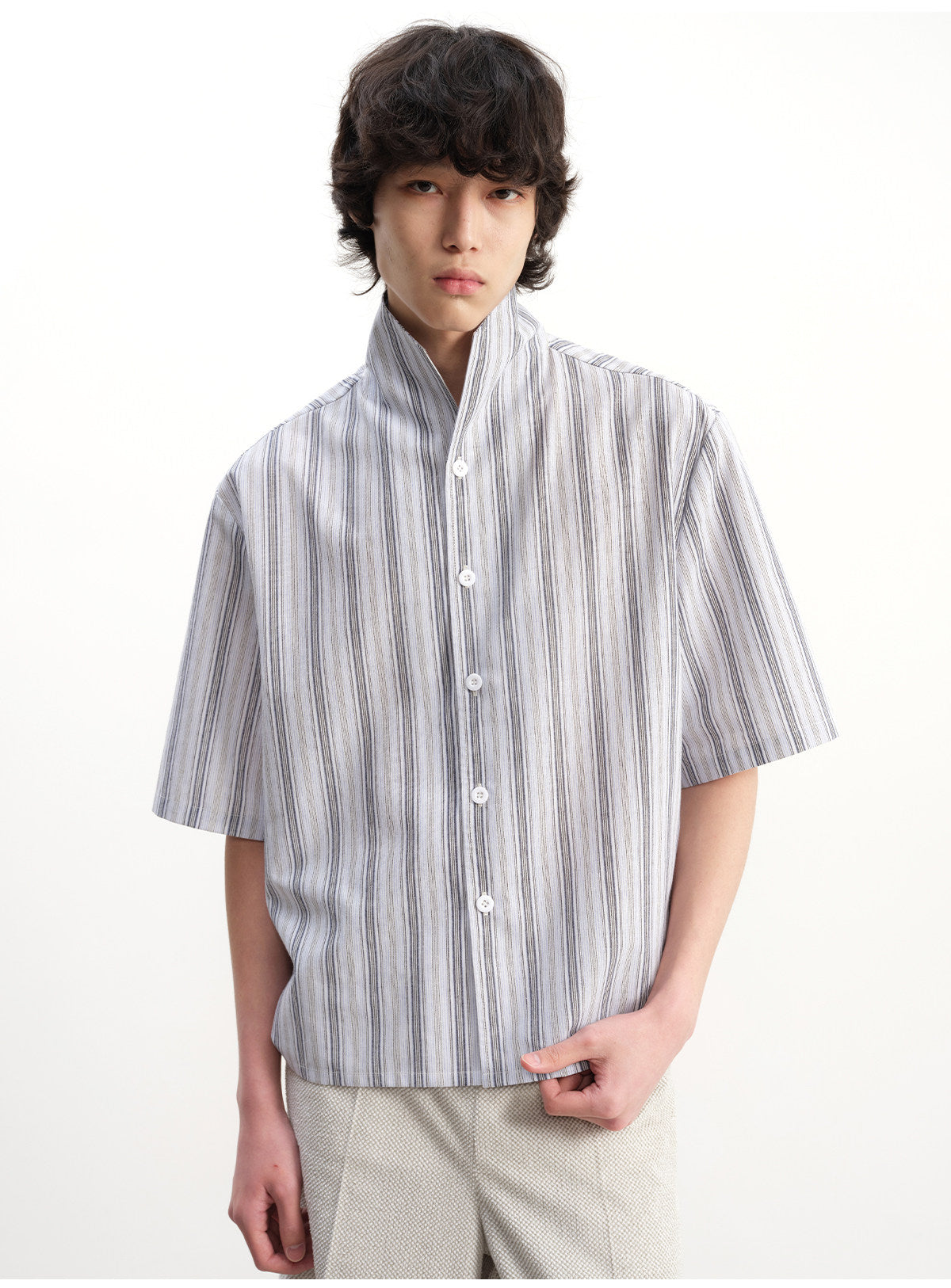 One Collar Striped Shirt