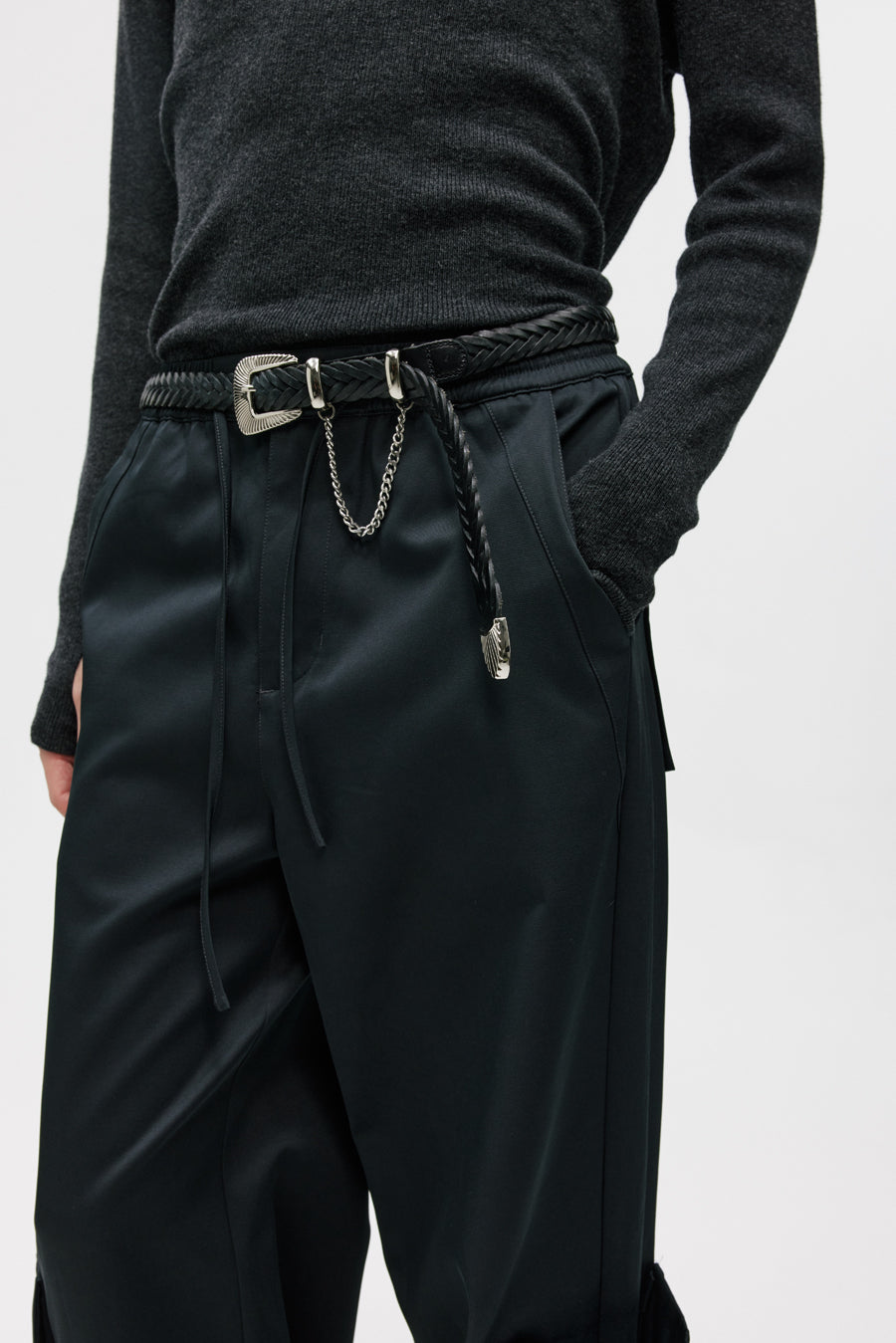 Anti-wrinkle patch pocket work pants